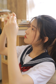 凯瑟琳泽塔琼斯三点